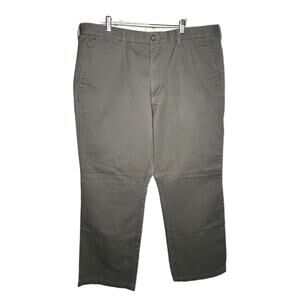 Dockers Men’s Classic Gray Flat Front Pants, Size 40x32, Pre-owned